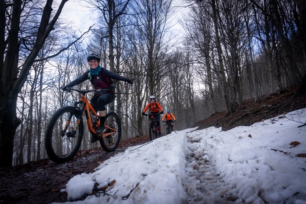 Nadine beim Mountainbiken